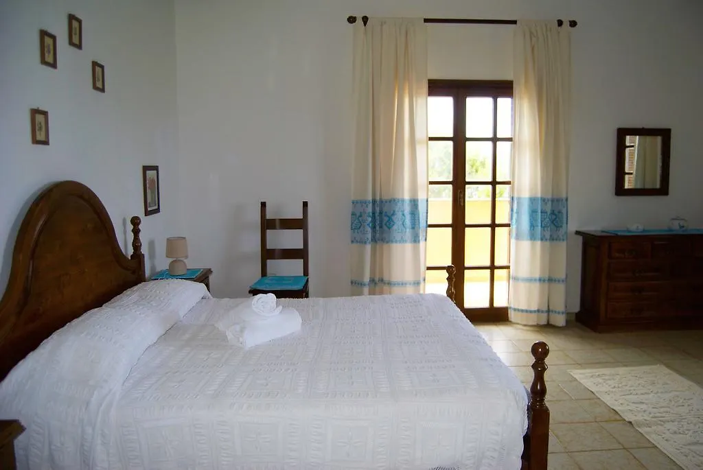 Villa Sos Aranzos Golfo Aranci 0*,