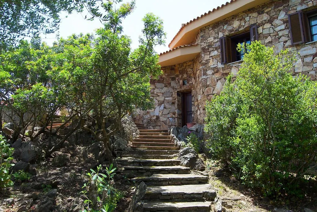 Villa Sos Aranzos Golfo Aranci 0*,